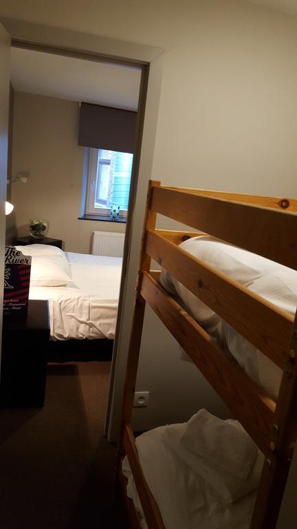Hotel The River 2*